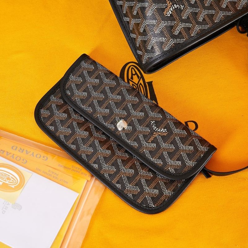 Goyard Shopping Bags